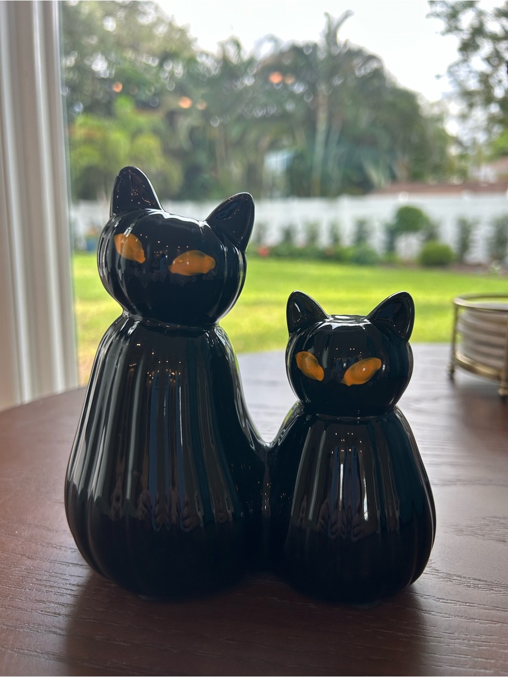 “New”Hallow’s Eve Blk Scented Cats Figurine Duo with Amber Eyes - Holiday Decor